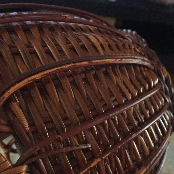 Set of 4 round nesting wicker baskets - Picture 7 of 8